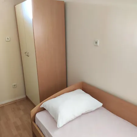 With Private Garden And The Terrace Ev Station Available Crikvenica