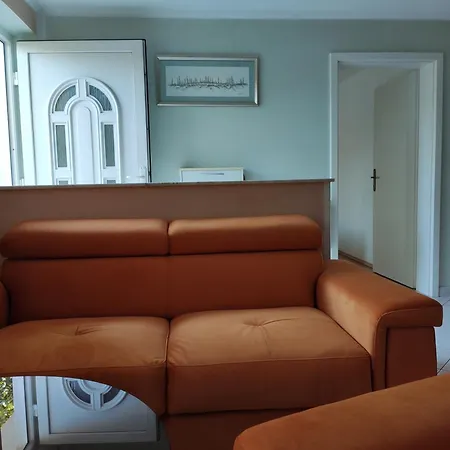 With Private Garden And The Terrace Ev Station Available شقة تْسْغيكفانِتْسا